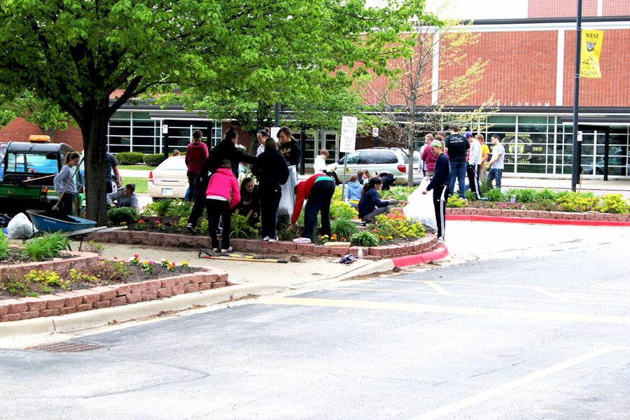 Photo Gallery: West Clean-Up Day