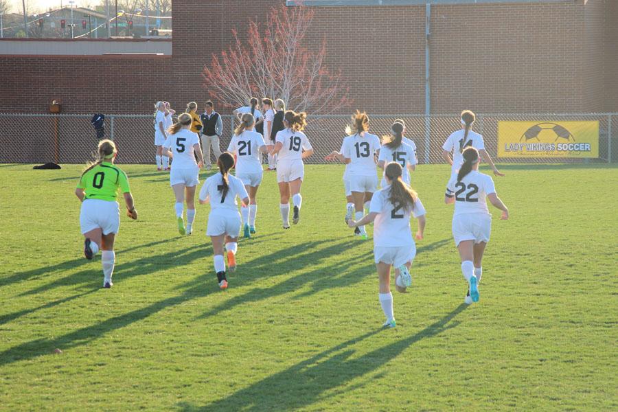 Gallery: Girls Varsity Soccer vs. SMNW