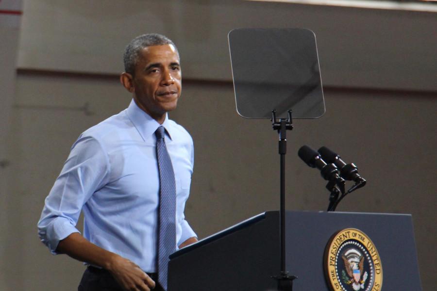 President+Barack+Obama+delivering+his+speech.